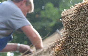 professional Kirkton Of Monikie thatchers